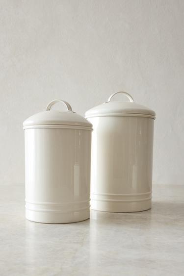 LACQUERED METAL CYLINDRICAL JAR - Cream by Zara