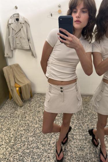 ADJUSTABLE GATHERED T-SHIRT - Ecru by Zara