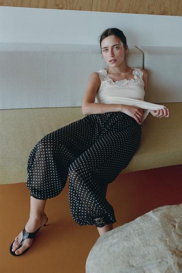 Zara {名称} - {颜色}