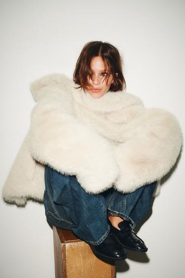 Zara {名称} - {颜色}