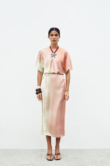 Zara {名称} - {颜色} - 0 图片
