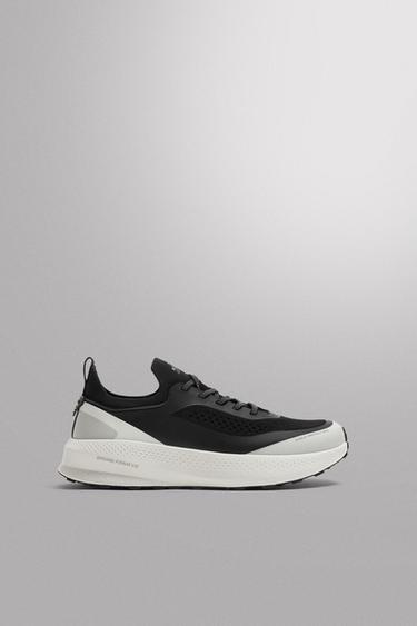 RUNNING SHOE - Black by Zara