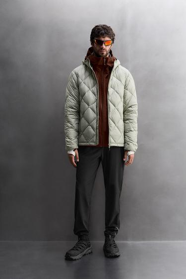HOODED 100% FEATHER DOWN PUFFER JACKET - Light green by Zara