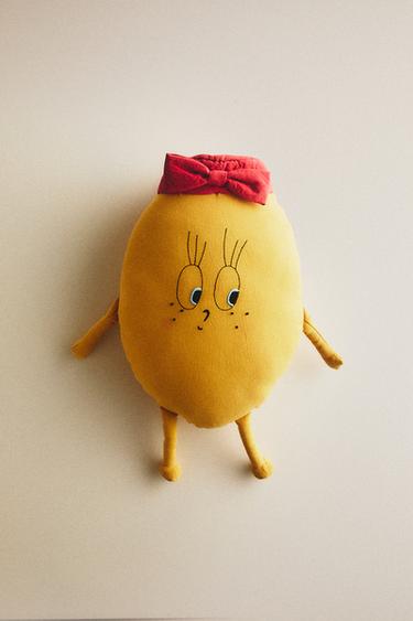 LIMONCELLA X THE ANIMALS OBSERVATORY KIDS’ CUSHION - Yellow by Zara