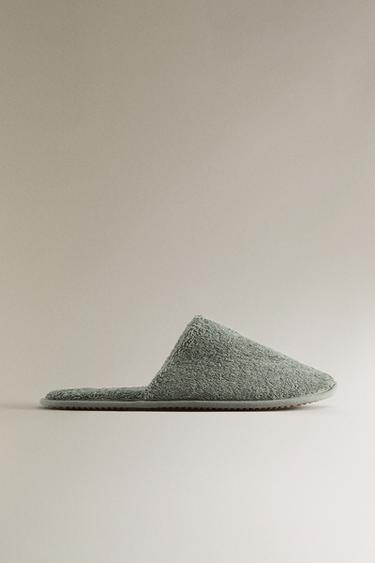 TERRY BATHROOM SLIPPERS - Khaki Green by Zara