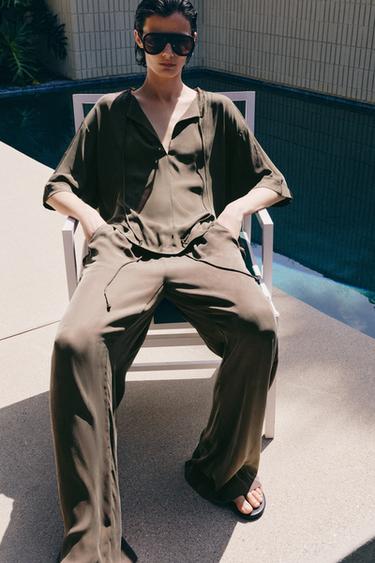 Zara {名称} - {颜色}