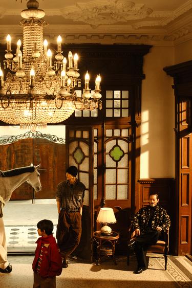 Zara {名称} - {颜色}