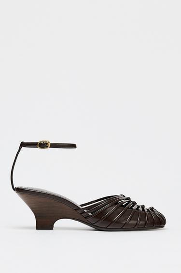 WEDGE CAGE SANDALS - Brown by Zara