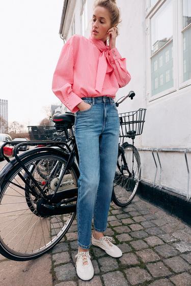 Z.01 MOM FIT HIGH-WAIST JEANS WITH PRESSED CREASE - Mid-blue by Zara