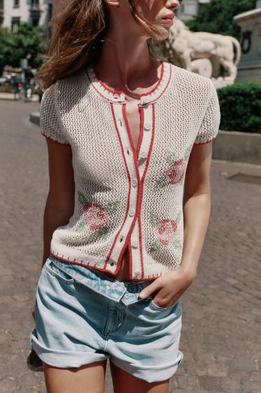 CARDIGAN WITH EMBROIDERED FLOWERS - Ecru by Zara
