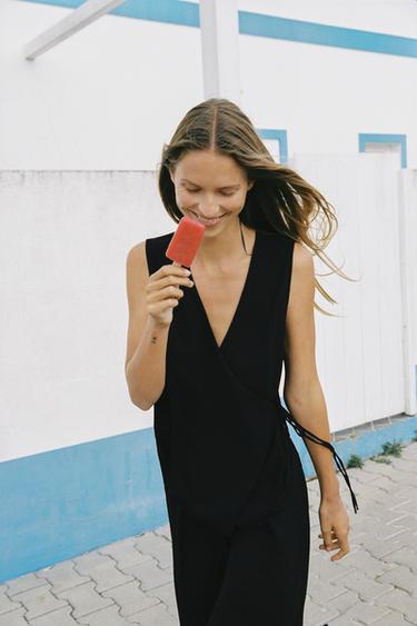 CROSSOVER FLOWING WAISTCOAT TOP - Black by Zara