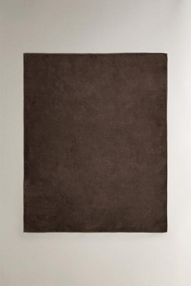 FLEECE THROW - Dark brown by Zara