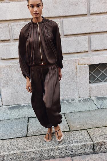 Zara {名称} - {颜色}