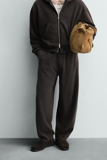 BALLOON FIT JOGGING TROUSERS - Brown by Zara