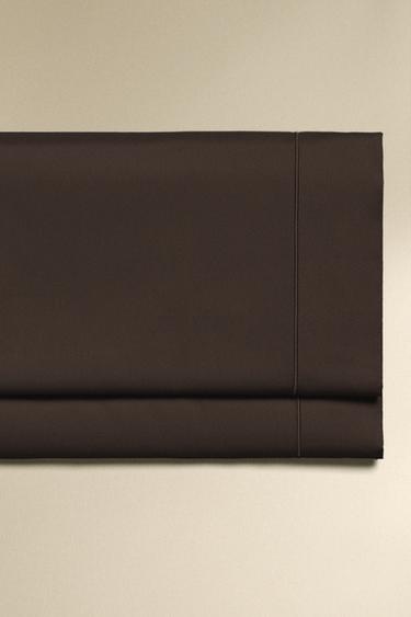 SATEEN FLAT SHEET WITH TRIM (300 THREAD COUNT) - Brown by Zara