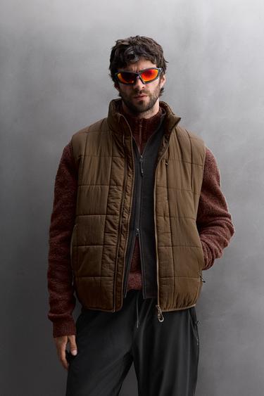 TECHNICAL PUFFER GILET - Brown by Zara