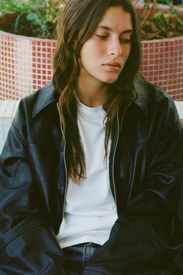 Zara {名称} - {颜色}