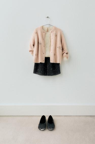 Zara {名称} - {颜色}