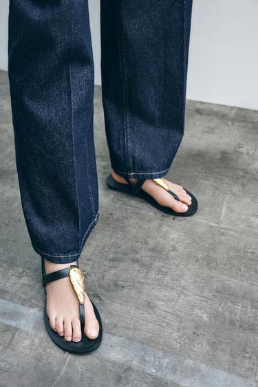Zara {名称} - {颜色} - 0 图片