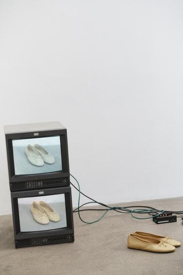 Zara {名称} - {颜色} - 0 图片