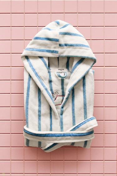 CHILDREN'S STRIPED RACER DOG BATHROBE - Blue/White by Zara
