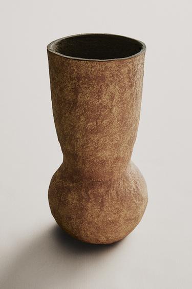PAPIER-MÂCHÉ VASE - Ecru / Brown by Zara