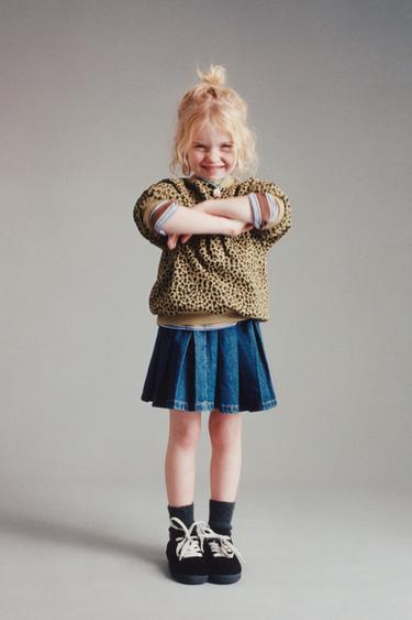 Zara {名称} - {颜色}