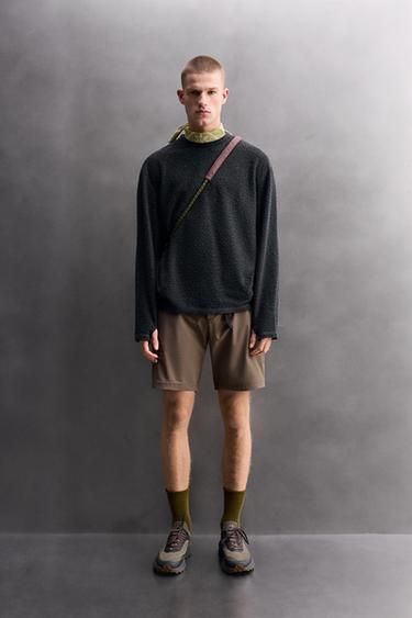 Zara {名称} - {颜色}