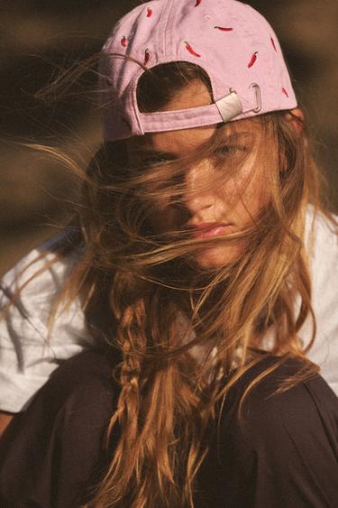 TWILL CAP WITH PEPPER EMBROIDERY - Pink by Zara - Image 0