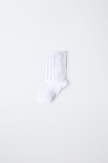 THREE-PACK OF LONG SPORTS SOCKS - White by Zara
