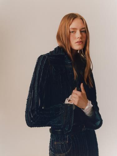 Zara {名称} - {颜色}