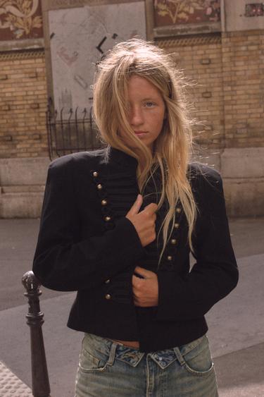 TAILORED BLAZER WITH SHOULDER PADS - Black by Zara