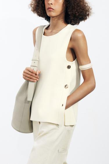 BUTTONED KNIT WAISTCOAT - Ecru by Zara