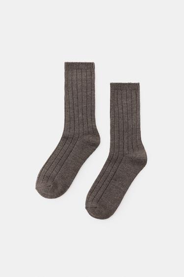 BASIC RIBBED SOCKS - camel by Zara