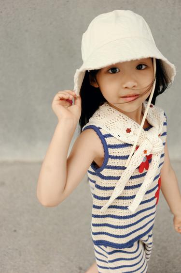 FRAYED BUCKET HAT - Sand by Zara