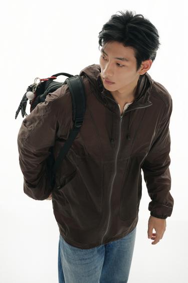 Zara {名称} - {颜色}