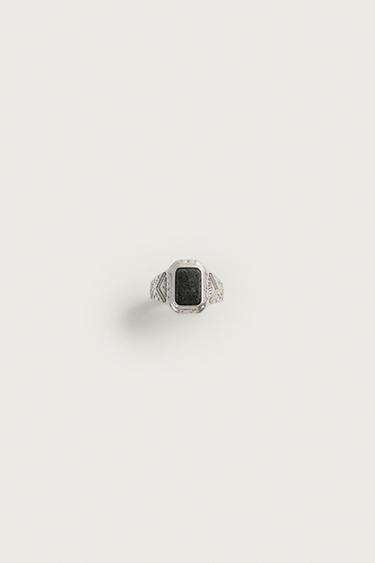ENGRAVED SIGNET RING - Silver by Zara