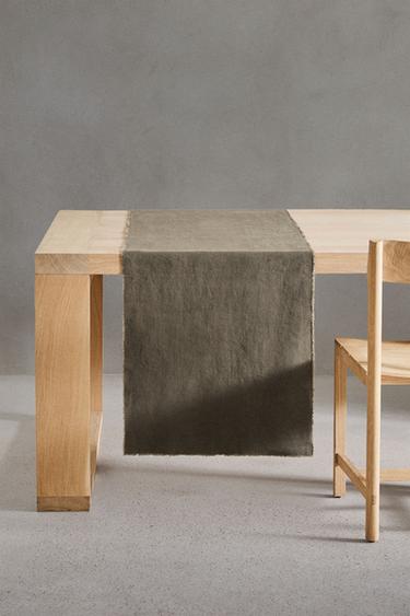 TABLE RUNNER 01 - Grey by Zara