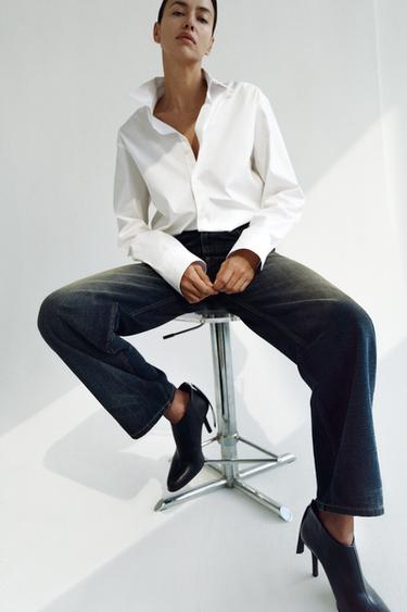 HEELED ANKLE BOOTS WITH ZIP - Black by Zara
