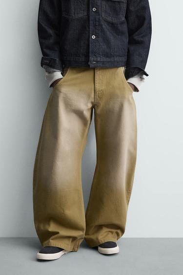 WASHED BALLOON FIT JEANS - camel by Zara