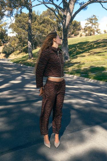 Zara {名称} - {颜色} - 0 图片