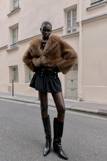 SKORT WITH BUTTONS - Black by Zara