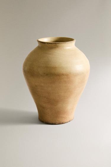 LIGHT TERRACOTTA VASE - Light brown by Zara