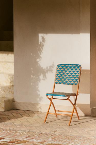 FOLDING CHAIR WITH WOVEN TRIANGLES - Blue by Zara