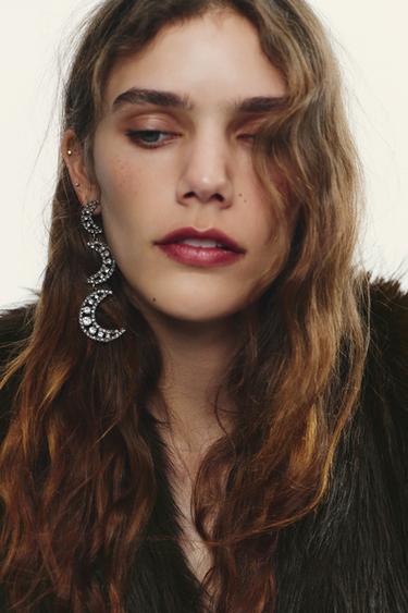 Zara {名称} - {颜色}