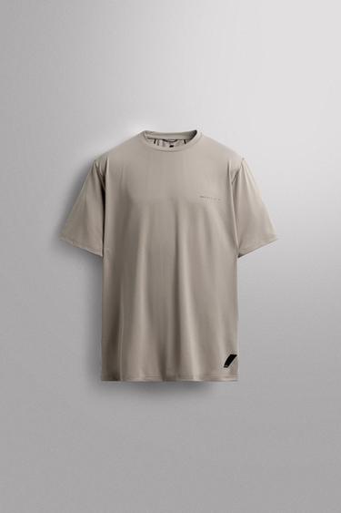 TEXTURED TRAINING T-SHIRT - Sand by Zara