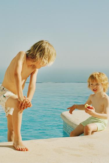 Zara {名称} - {颜色}