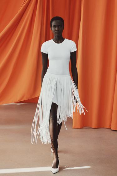 Zara {名称} - {颜色}