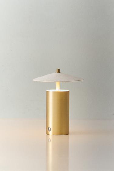WIRELESS TABLE LAMP WITH PAPER LAMPSHADE - Golden by Zara