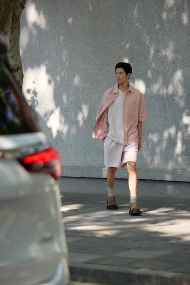 TEXTURED JOGGER BERMUDA SHORTS - Pink / Lilac by Zara